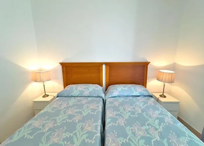 Charming In The Heart Of Old Town *