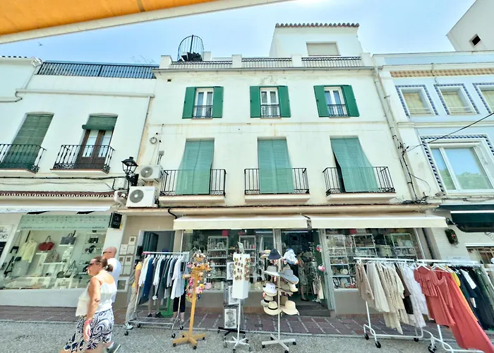 Charming In The Heart Of Old Town Appartamento Marbella